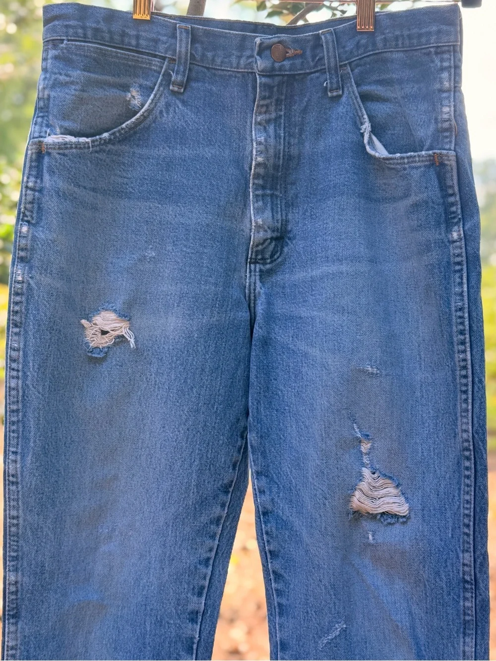 Wrangler Cowboy Cut Regular Boot-Cut Distressed Navy Jeans Size 34